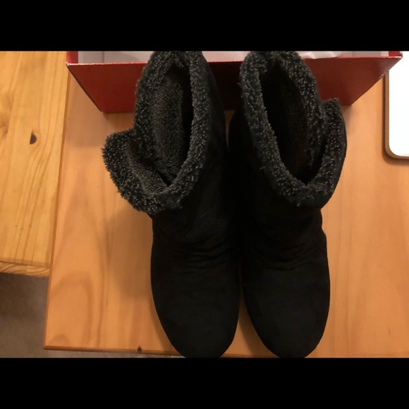 Booties - Picture 3 of 4